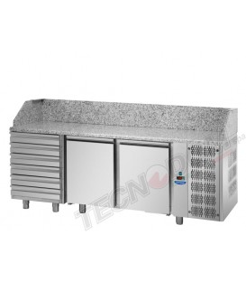 Tavolo refrigerato pizza 600x400 con 2 porte, 6 cassetti neutri e piano in granito mod PZ03MIDC6