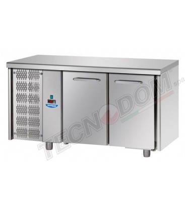 Tavolo refrigerato GN1/1 a temperatura normale con 2 porte e gruppo motore a sinistra mod TF02EKOGNSX