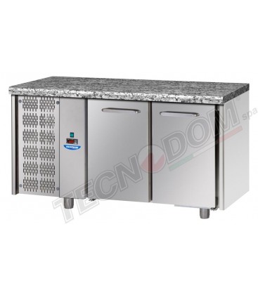 Tavolo refrigerato GN1/1 a temperatura normale con 2 porte, piano di lavoro in granito e motore a sinistra mod TF02EKOGNSXGRA