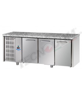 Tavolo refrigerato GN1/1 a temperatura normale con 3 porte, piano di lavoro in granito e motore a sinistra mod TF03EKOGNSXGRA