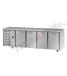 Tavolo refrigerato GN1/1 a temp. normale con 4 porte, piano di lavoro in granito e gruppo motore a sinistra mod TF04EKOGNSXGRA