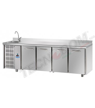 Tavolo refrigerato GN1/1 a temp. normale 4 porte, piano inox, alzatina 10 cm, lavello, motore a sinistra mod TF04EKOGNSXLAL
