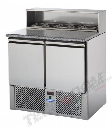 Saladette 2 porte con piano in granito e alzata in acciaio inox, predisposta per 5 vaschette GN1/6 mod SL02AI