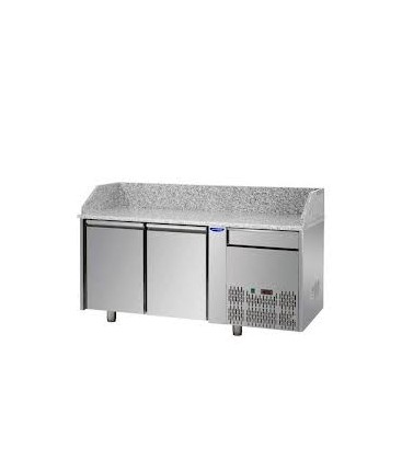 Tavolo refrigerato pizza GN1/1 con 2 porte, un cassetto neutro  e piano in granito mod PZ02EKOC1